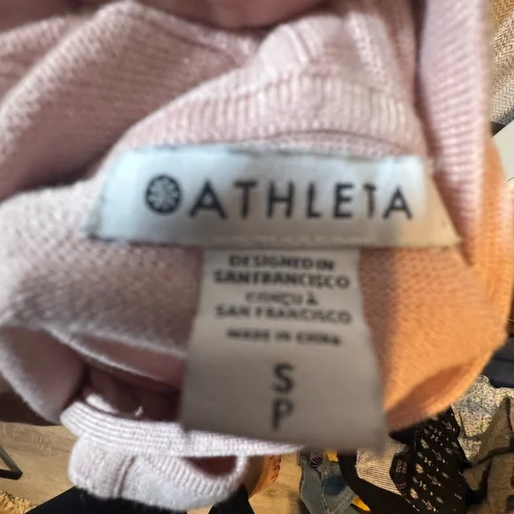 Athleta Light Pink Knit Top - Picture 2 of 6